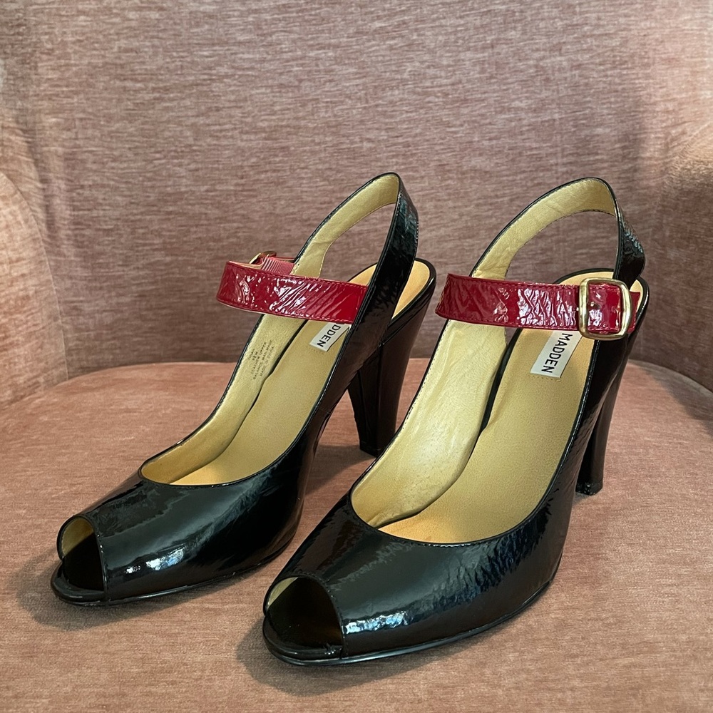 Steve Madden Tinah Black Patent Heels